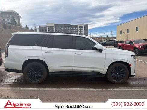 Used 2021 Cadillac Escalade Sport Platinum image 3