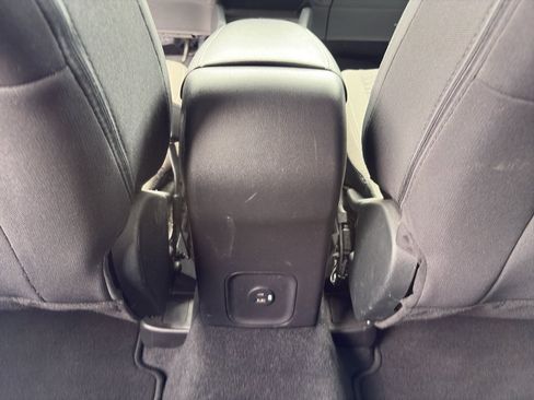 Used 2022 Ford Escape SE AWD/4WD image 19