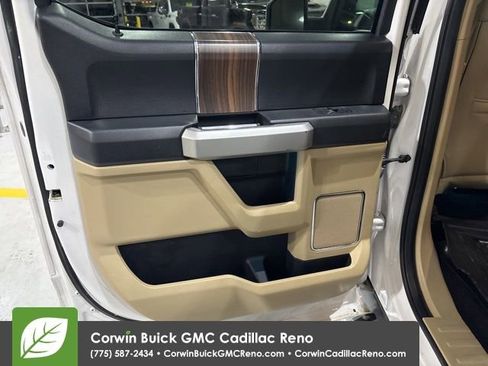 Used 2016 Ford F150 Lariat w/ Equipment Group 501A Mid image 27