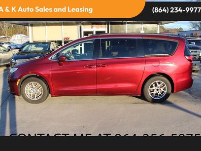 Used 2021 Chrysler Pacifica Touring