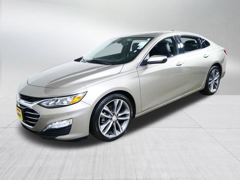 Used 2022 Chevrolet Malibu Premier image 3