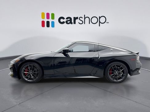 Used 2024 Nissan Z Performance w/ Floor Mat Package RWD image 2