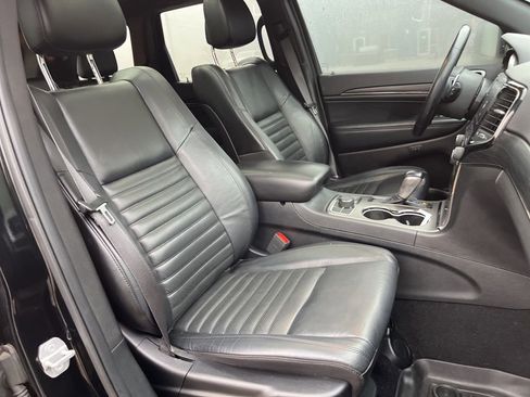 Used 2020 Jeep Grand Cherokee Limited X image 12