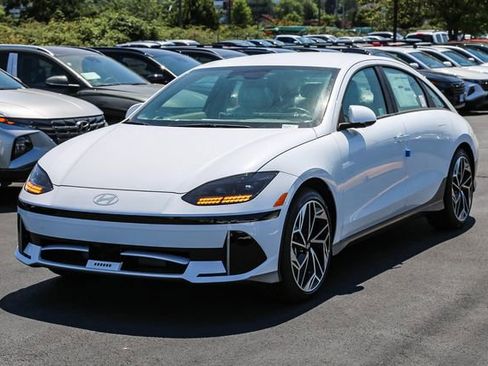 New 2025 Hyundai Ioniq 6 SEL image 4