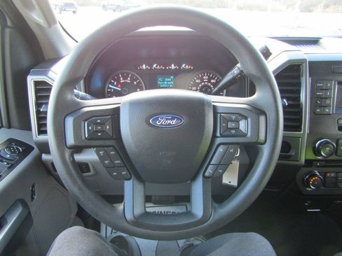 Used 2018 Ford F150 XLT image 13
