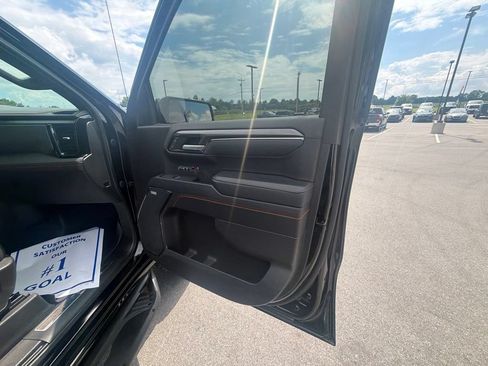 Used 2023 GMC Sierra 1500 AT4 w/ AT4 Premium Package AWD/4WD image 30
