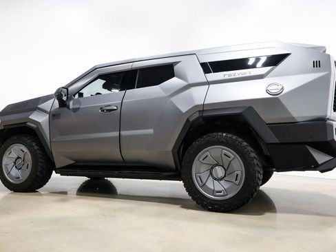 Used 2023 Cadillac Escalade Premium Luxury image 17