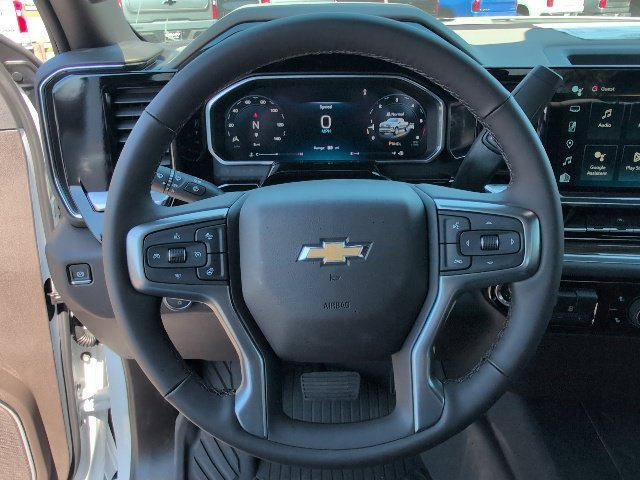 Certified 2026 Chevrolet Silverado 1500 LT AWD/4WD image 17