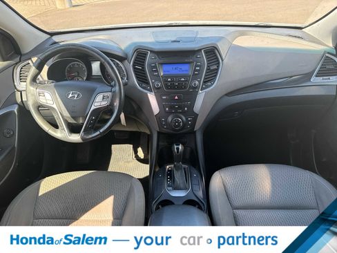Used 2013 Hyundai Santa Fe GLS w/ Popular Equipment Pkg image 4