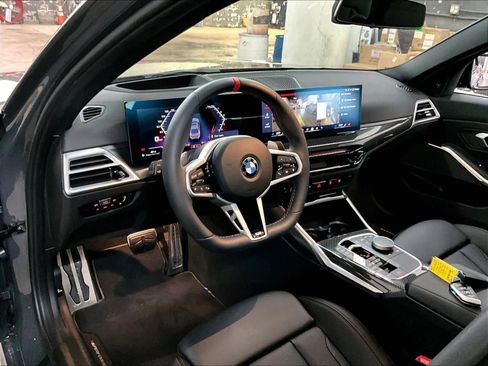 Used 2026 BMW M340i xDrive w/ Premium Package image 17