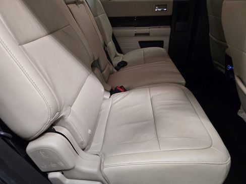 Used 2018 Ford Flex Limited image 16
