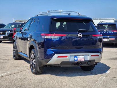 New 2025 Nissan Pathfinder Platinum