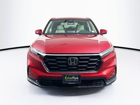 Used 2025 Honda CR-V LX image 2