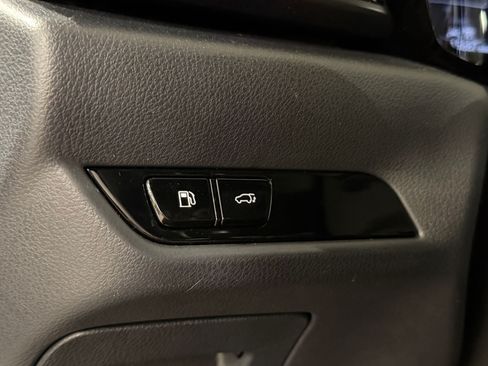 Used 2025 Lexus NX 250 FWD w/ Accessory Package (K3) image 21