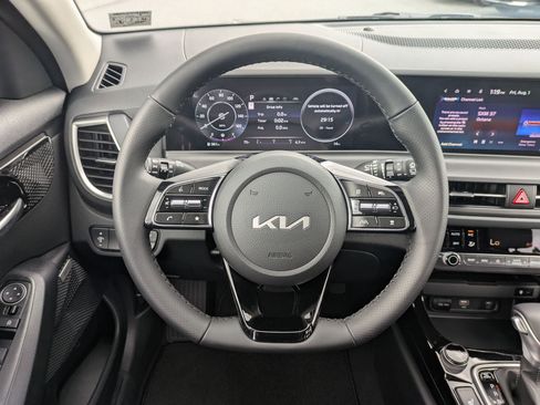 New 2026 Kia Seltos SX image 18