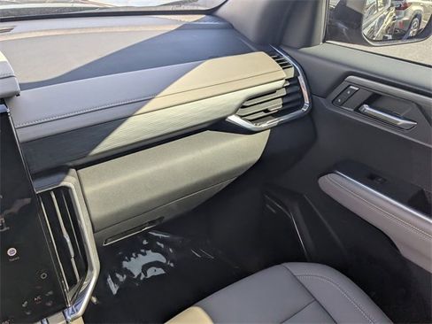 New 2026 GMC Acadia Elevation w/ Elevation Premium Package image 18