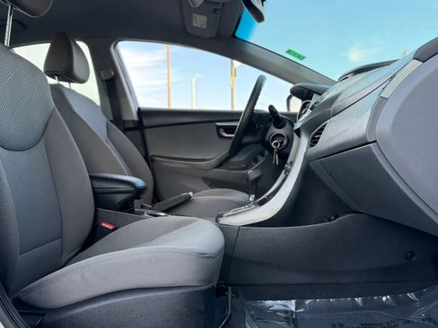 Used 2013 Hyundai Elantra GLS FWD image 13