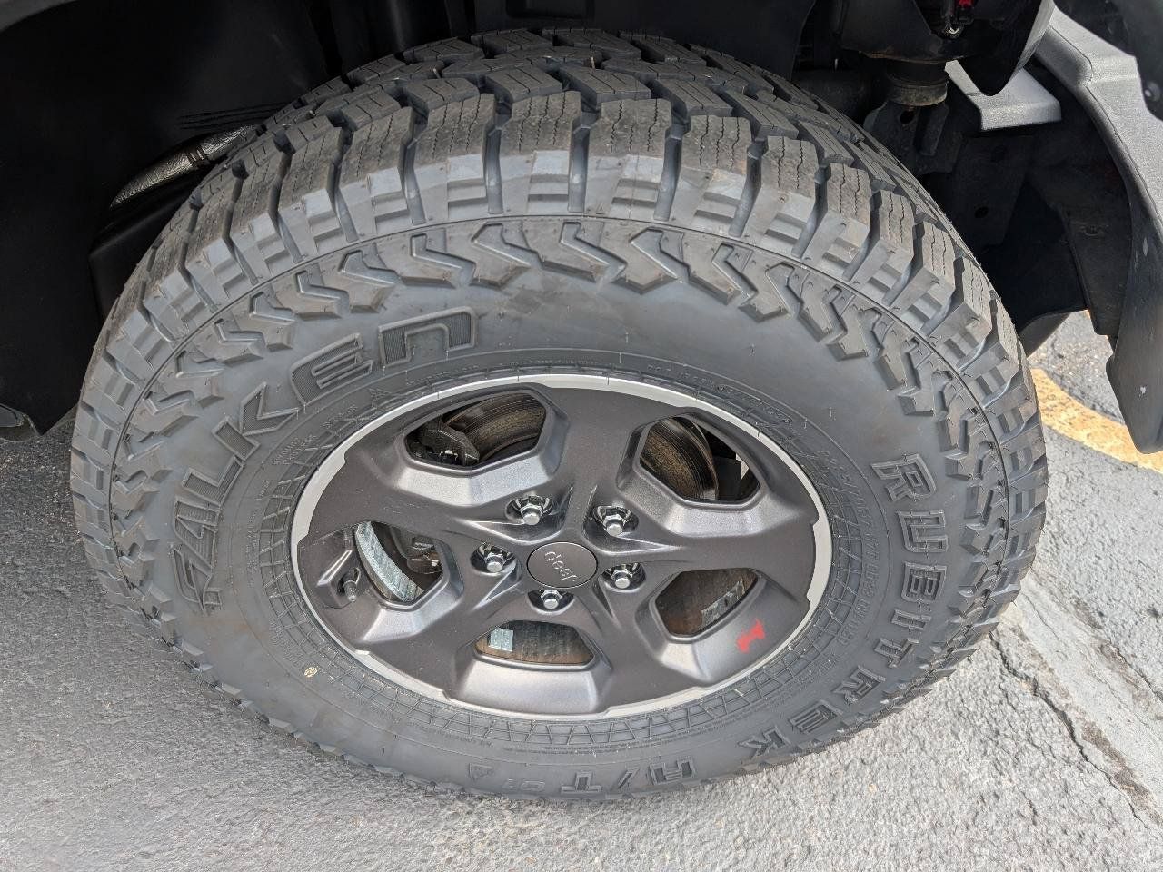 Used 2017 Jeep Wrangler Unlimited Sport w/ Quick Order Package 24S AWD/4WD image 23
