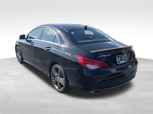 Used 2015 Mercedes-Benz CLA 250 image 7