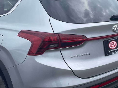 Used 2023 Hyundai Santa Fe SE image 11