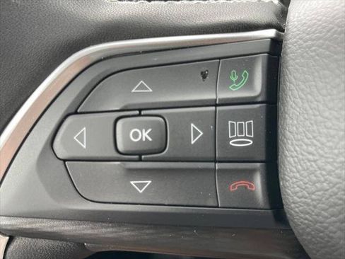 Certified 2026 Jeep Grand Cherokee Laredo RWD image 21