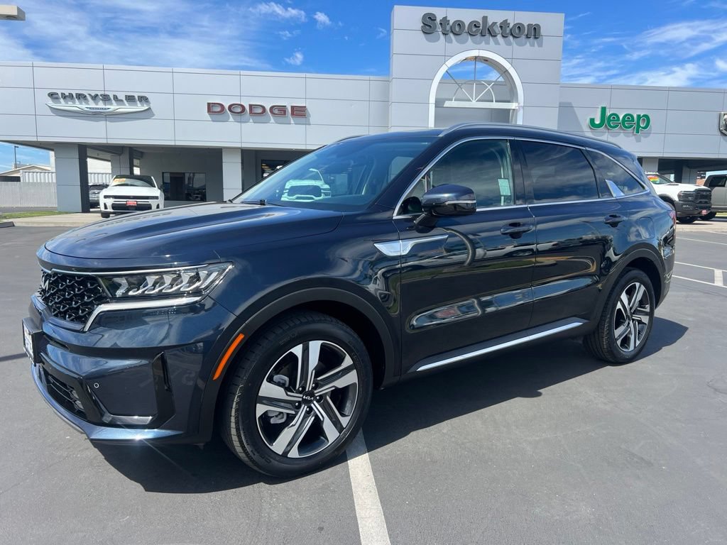 Used 2023 Kia Sorento EX AWD/4WD image 1