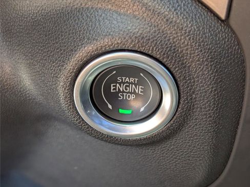 Used 2022 Chevrolet Silverado 1500 Custom AWD/4WD image 23