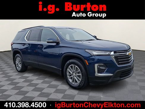 Used 2023 Chevrolet Traverse LT w/ LPO, Floor Liner Package AWD/4WD image 1