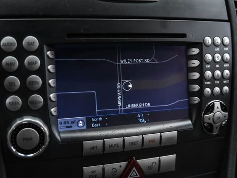 Used 2005 Mercedes-Benz SLK 350 image 23