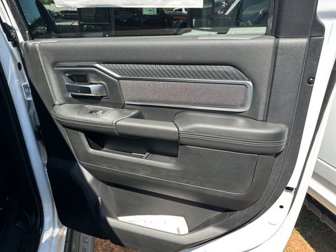 New 2025 RAM 2500 Big Horn image 17