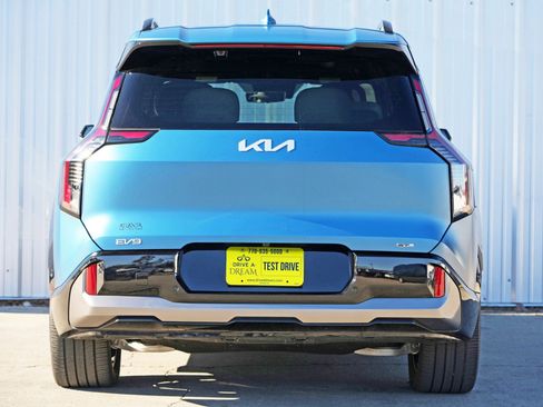 Used 2024 Kia EV9 GT-Line image 11