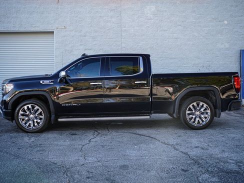 Used 2024 GMC Sierra 1500 Denali w/ Denali Reserve Package image 9
