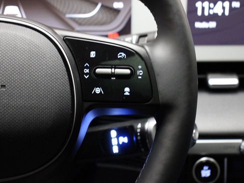 Used 2024 Hyundai Ioniq 5 Limited image 36