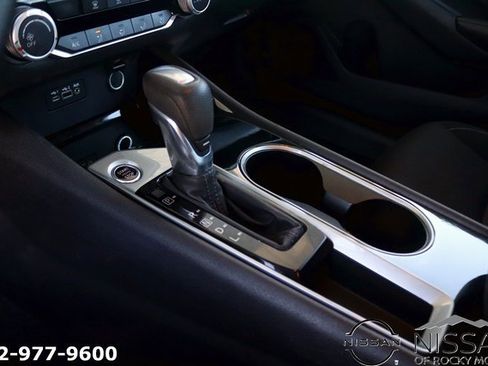 Used 2024 Nissan Altima 2.5 SV image 19