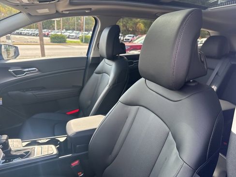 New 2026 Kia Sportage EX w/ EX Panorama Roof Package image 23