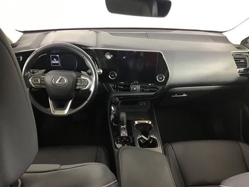Used 2022 Lexus NX 250 AWD image 9