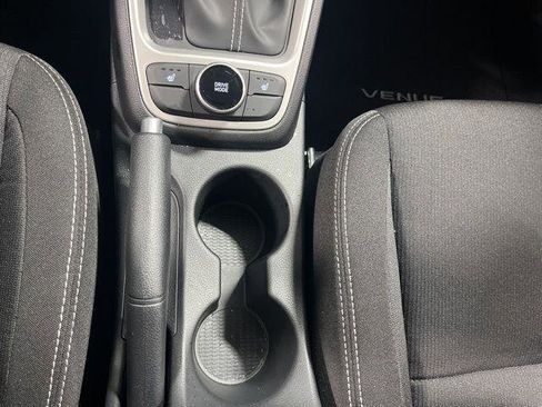 New 2026 Hyundai Venue SEL FWD image 19