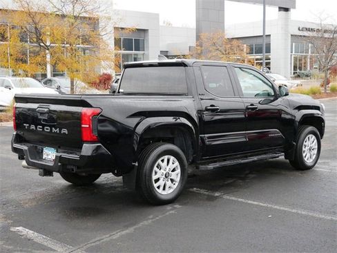 Used 2024 Toyota Tacoma SR5 image 5