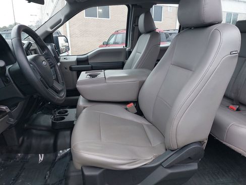 Used 2017 Ford F150 XL w/ Equipment Group 101A Mid image 16