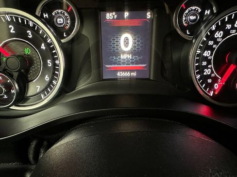 Used 2020 RAM 1500 Big Horn AWD/4WD image 26