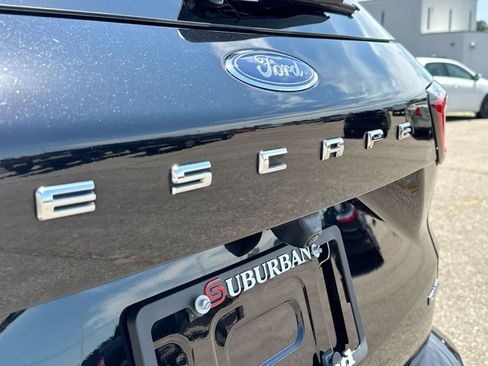 Used 2024 Ford Escape ST-Line w/ Tech Pack #1 AWD/4WD image 13
