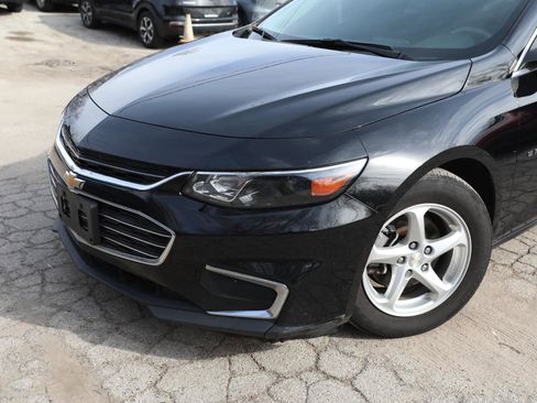 Used 2018 Chevrolet Malibu LS w/ LPO, Convenience Package 1 image 2