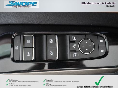 New 2025 Nissan Pathfinder Platinum w/ Cargo Package image 17