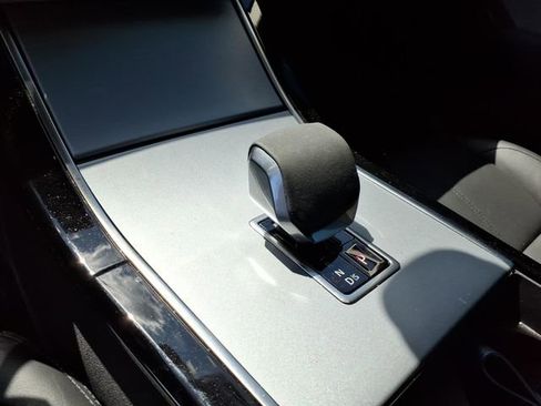 Used 2024 Land Rover Range Rover Velar S AWD/4WD image 14