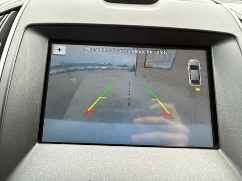 Used 2017 Ford Edge SEL w/ Equipment Group 201A FWD image 24