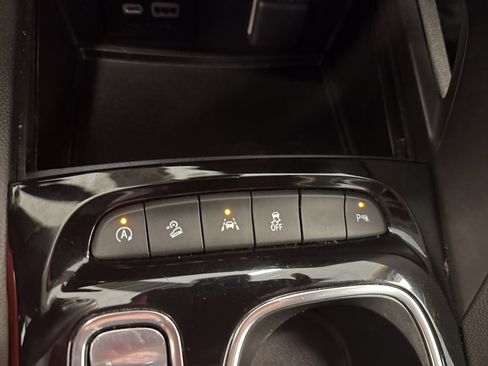 Used 2023 Buick Envision Preferred w/ Sport Touring Package image 9