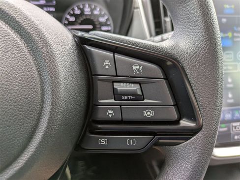 Certified 2025 Subaru Crosstrek 2.0i Premium image 24