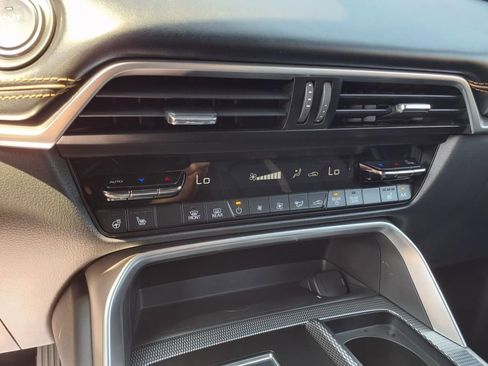 Used 2024 MAZDA CX-90 3.3 Turbo S w/ Premium Package image 19