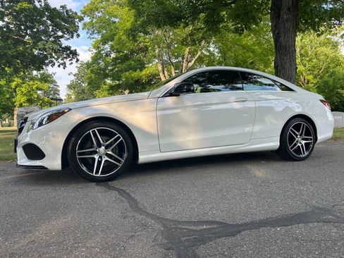 Used 2017 Mercedes-Benz E 400 4MATIC Coupe image 10