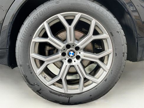 Used 2024 BMW X7 xDrive40i image 34